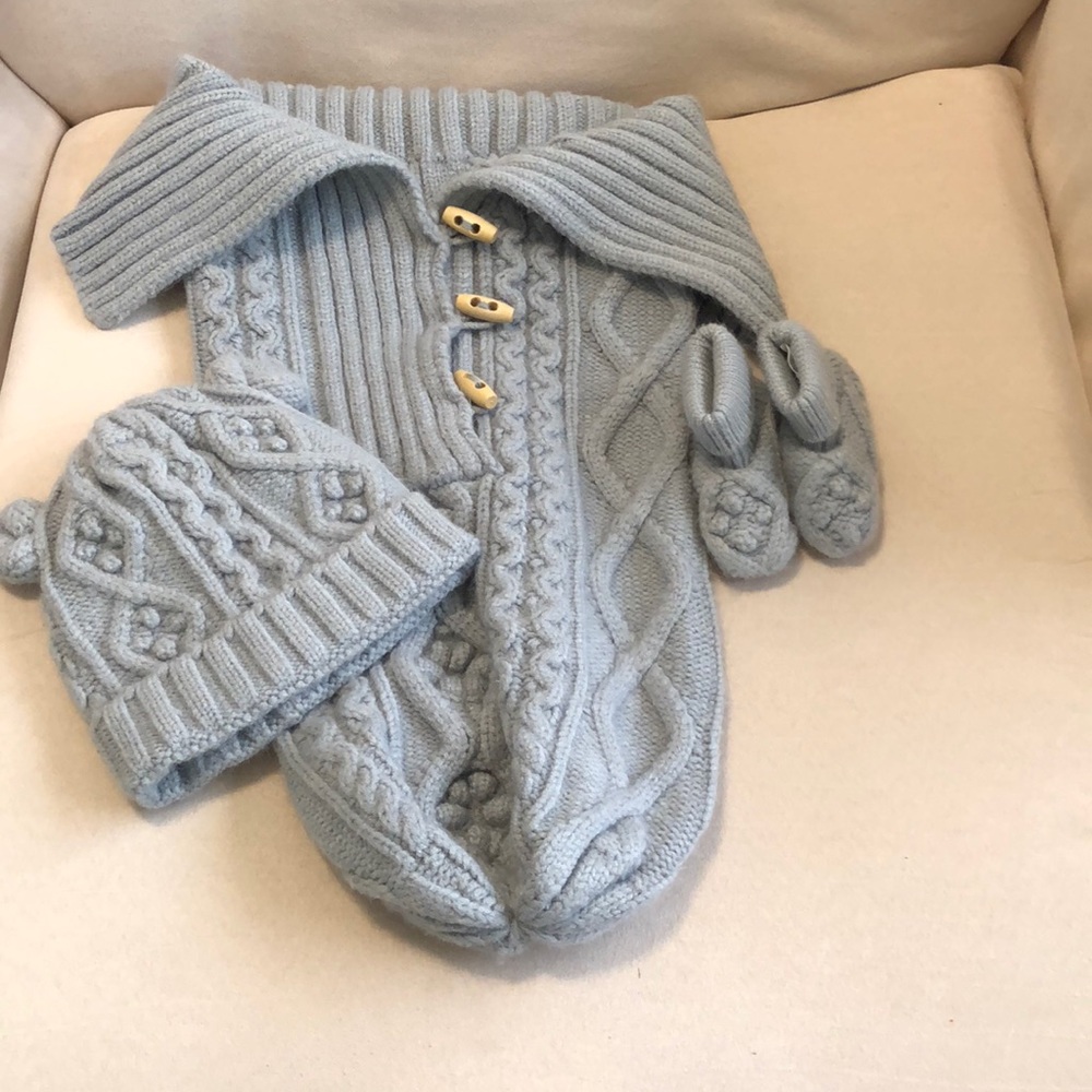 Three piece swaddle set